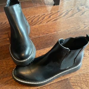 BRAND NEW NEVER WORN madden girl black booties with white stitching